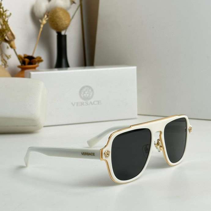 Picture of Versace Sunglasses _SKUfw52341187fw